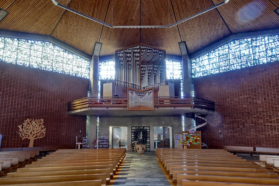 Villingen, Pfarrkirche Bruder Klaus (1/4)