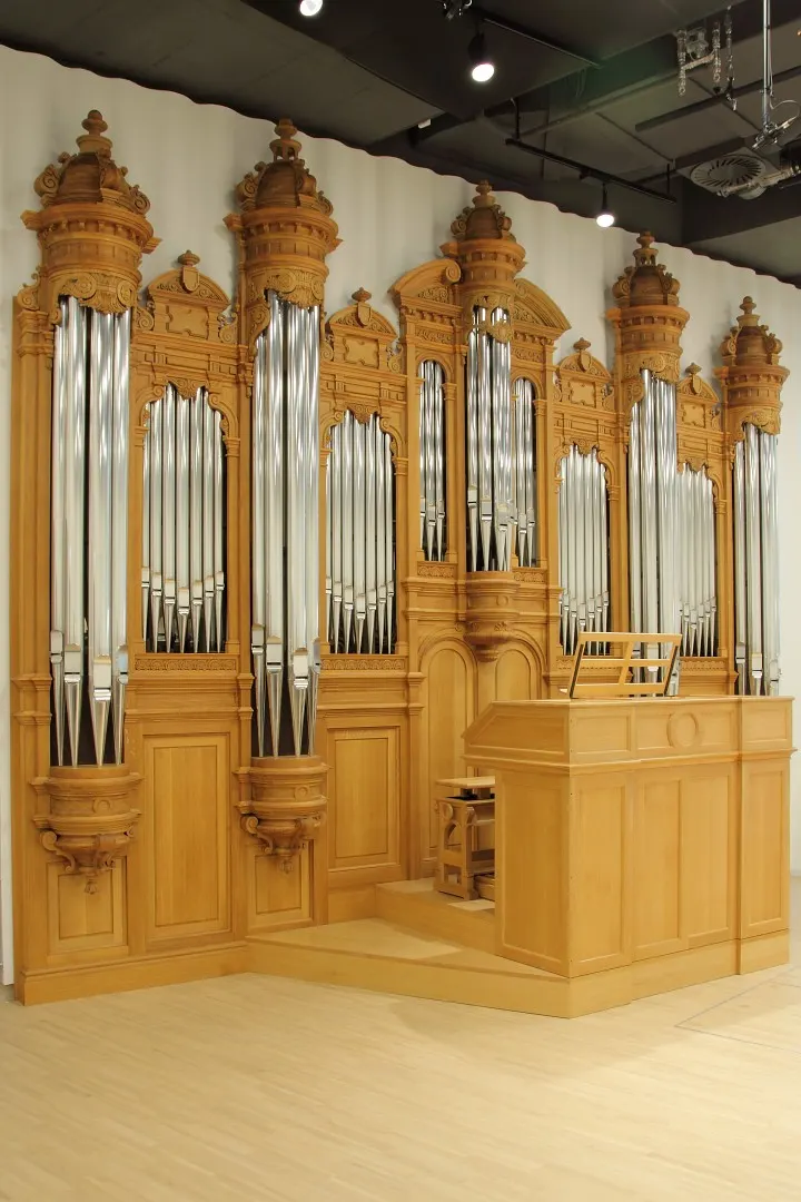 Linz, Anton Bruckner Universität (2/7)