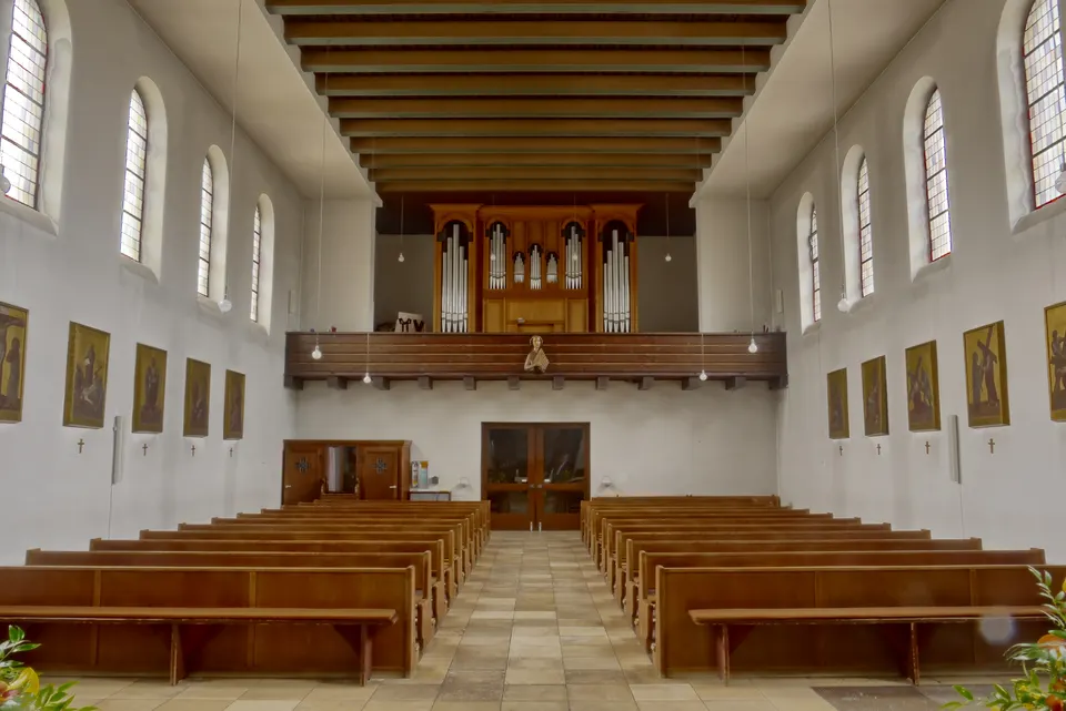 Berlin-Tempelhof, Friedhofskirche St. Fidelis (1/2)