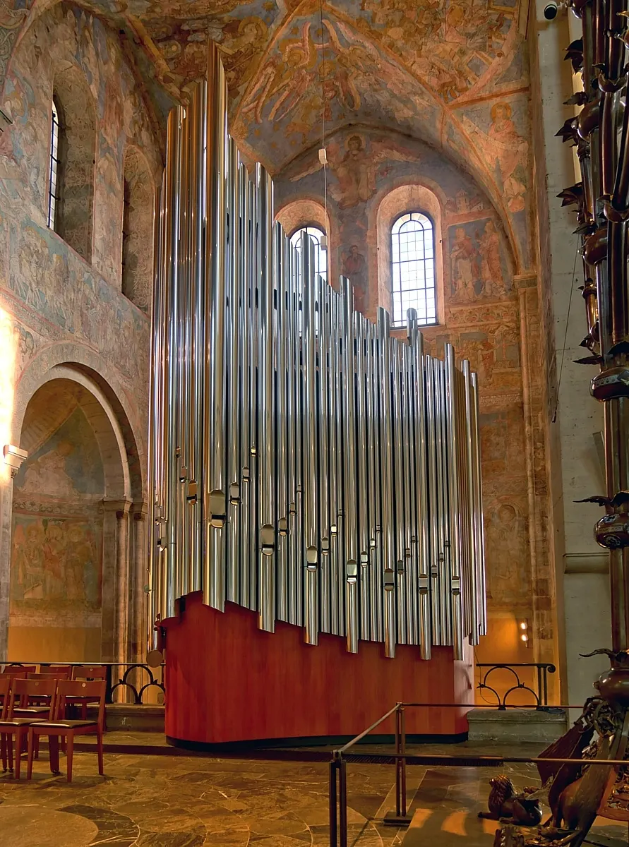 BRUNSWICK CATHEDRAL (Braunschweiger Dom) (2/14)