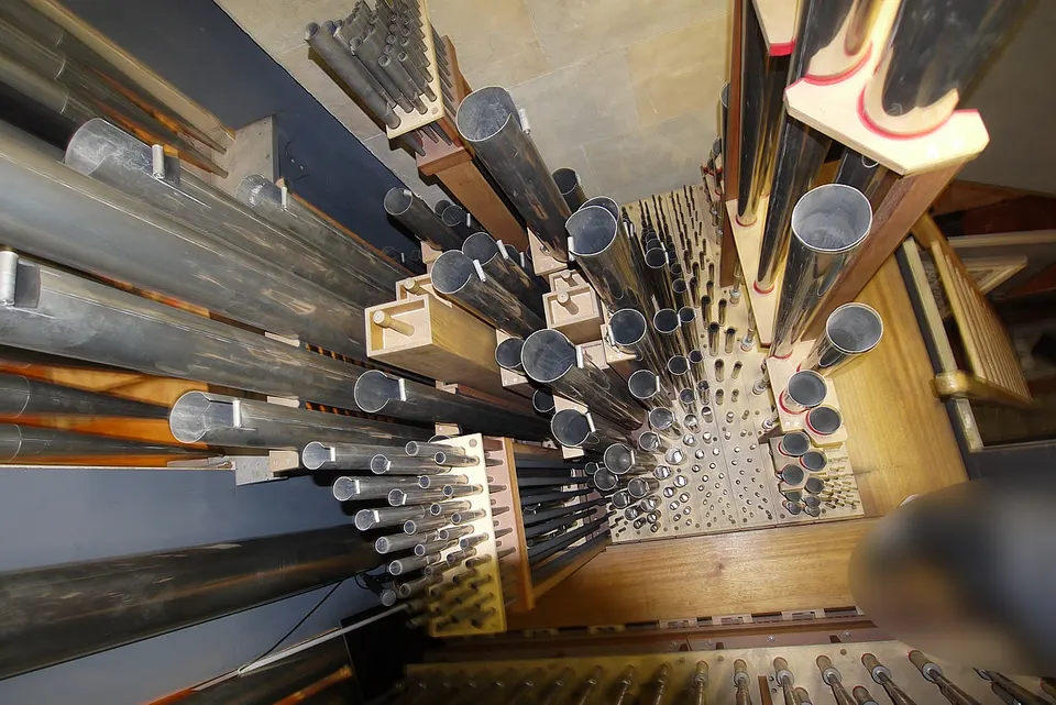 München-Schwabing, St. Ursula, choir organ (5/6)