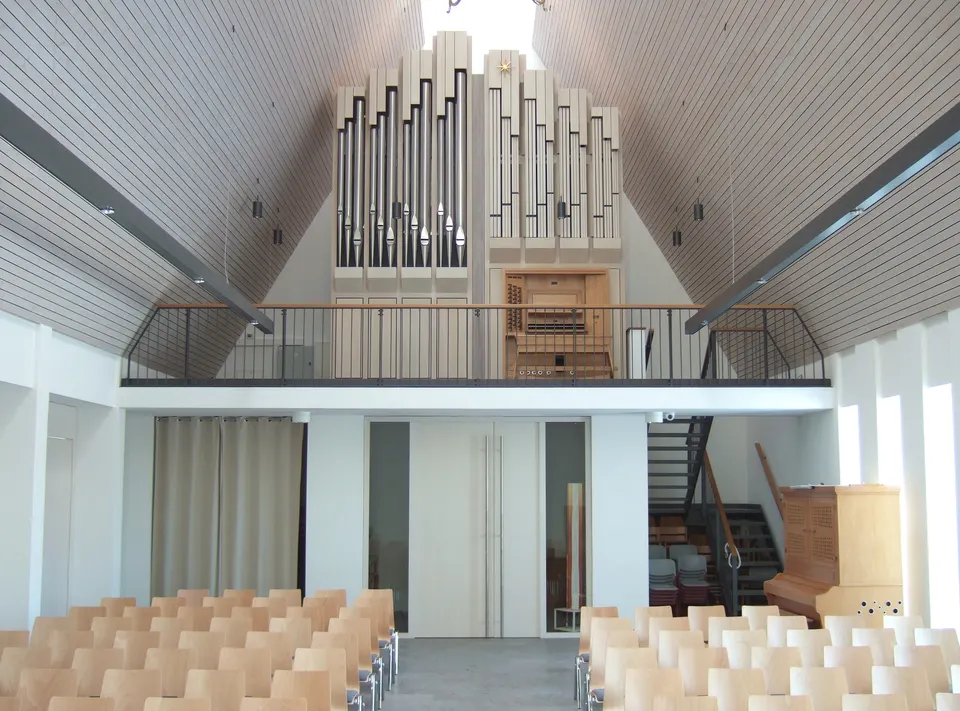 Klein Offenseth-Sparrieshoop, Osterkirche (3/5)